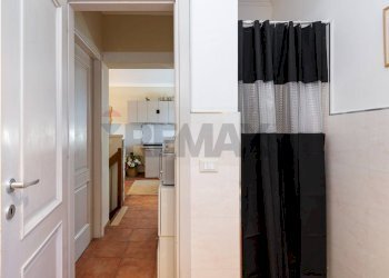 Hall / corridoio - Villa a Schiera Via Provinciale 28a
 
64, Nerola - foto 16