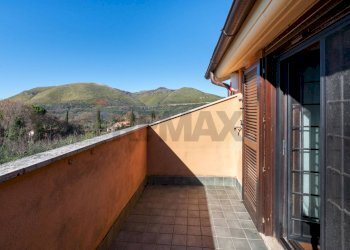 Balcone - Villa a Schiera Via Provinciale 28a
 
64, Nerola - foto 25