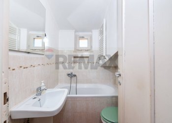 Bagno - Villa a Schiera Via Provinciale 28a
 
64, Nerola - foto 26