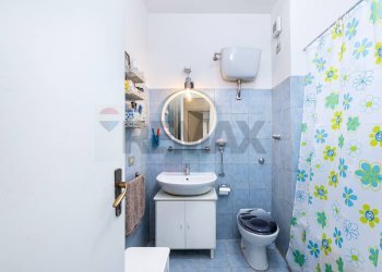 Bagno - Quadrilocale VIA PIETRO NENNI
 
37, Monterotondo - foto 15