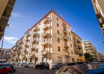 Edificio all\'aperto - Apartment Via Saverio Cavallari
 
28, Palermo - photo 1