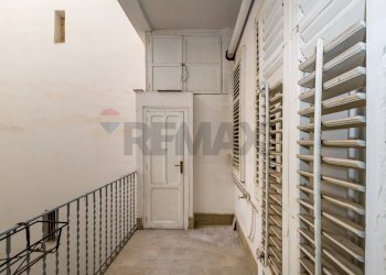 balcone cucina - Apartment Via Saverio Cavallari
 
28, Palermo - photo 9