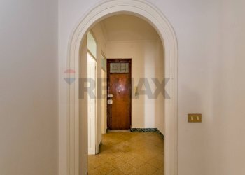Hall / corridoio - Apartment Via Saverio Cavallari
 
28, Palermo - photo 14