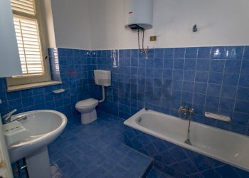 Bagno - Apartment Via Saverio Cavallari
 
28, Palermo - photo 22
