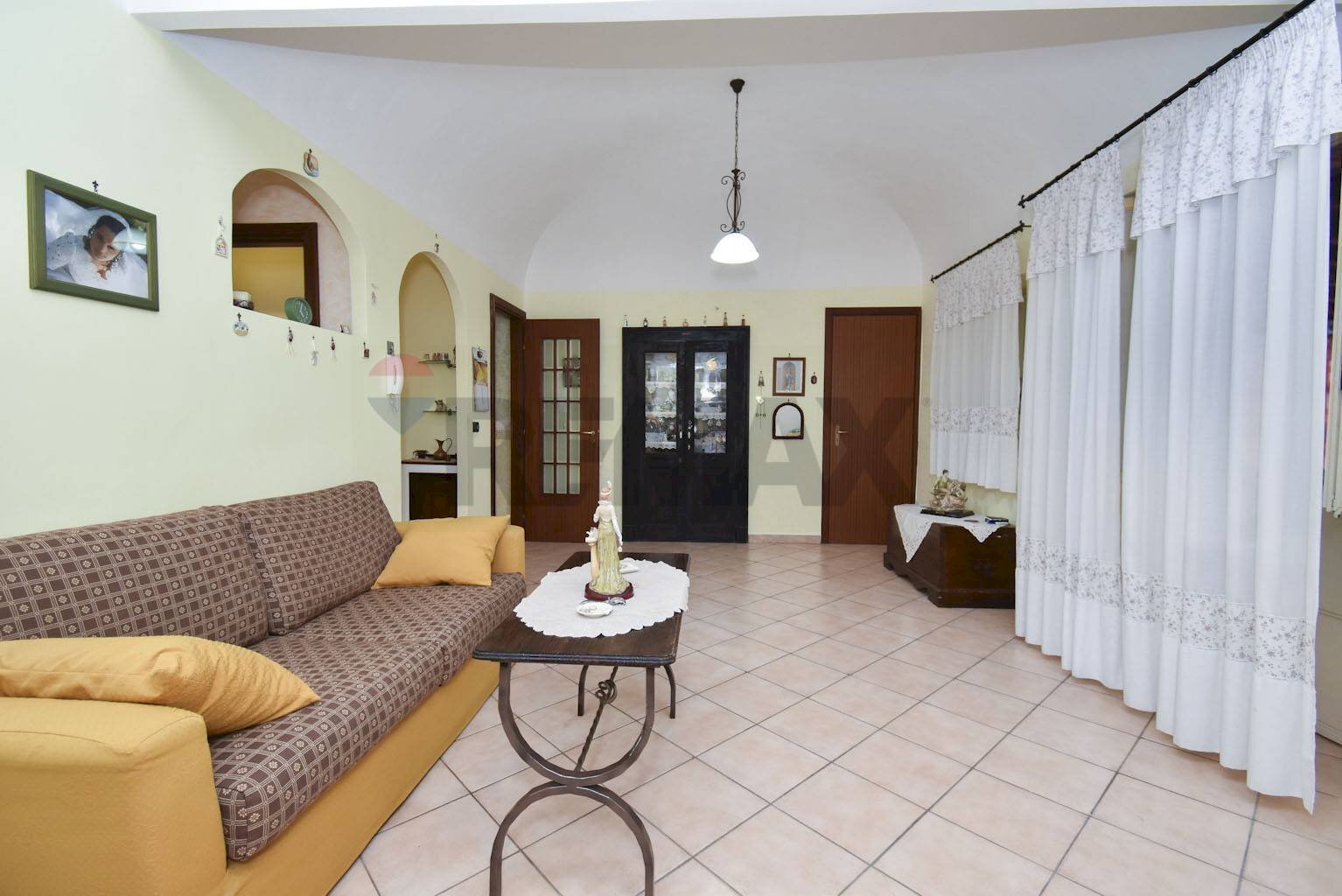 Soggiorno - Casa indipendente Via Nunziata Piedimonte
 
267, Mascali - foto 2