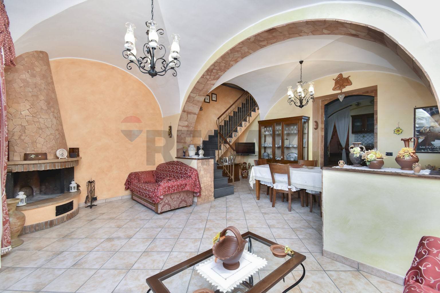 Soggiorno - Casa indipendente Via Nunziata Piedimonte
 
267, Mascali - foto 3