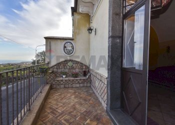 Balcone - Casa indipendente Via Nunziata Piedimonte
 
267, Mascali - foto 32