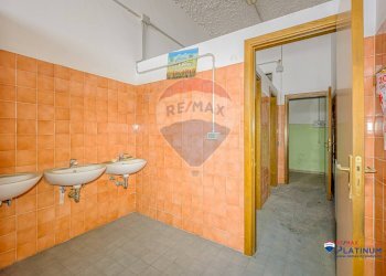 Bagno - Locale Commerciale Vittorio Emanuele
 
424, Paterno - foto 3