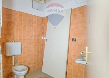 Bagno - Locale Commerciale Vittorio Emanuele
 
424, Paterno - foto 19