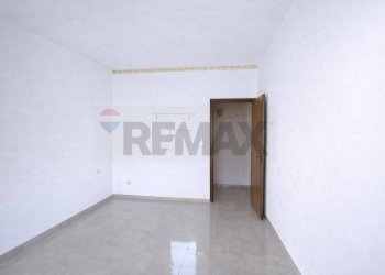 Stanza vuota - Appartamento Via San Biagio
 
snc, Fiumefreddo di Sicilia - foto 7