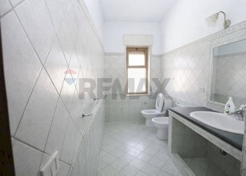 Bagno - Appartamento Via San Biagio
 
snc, Fiumefreddo di Sicilia - foto 11