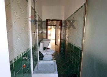 Bagno - Appartamento Via San Biagio
 
snc, Fiumefreddo di Sicilia - foto 14