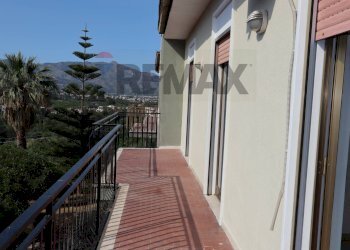 Balcone - Appartamento Via San Biagio
 
snc, Fiumefreddo di Sicilia - foto 21