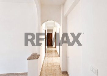 Hall / corridoio - Apartment Via San Biagio
 
snc, Fiumefreddo di Sicilia - photo 12