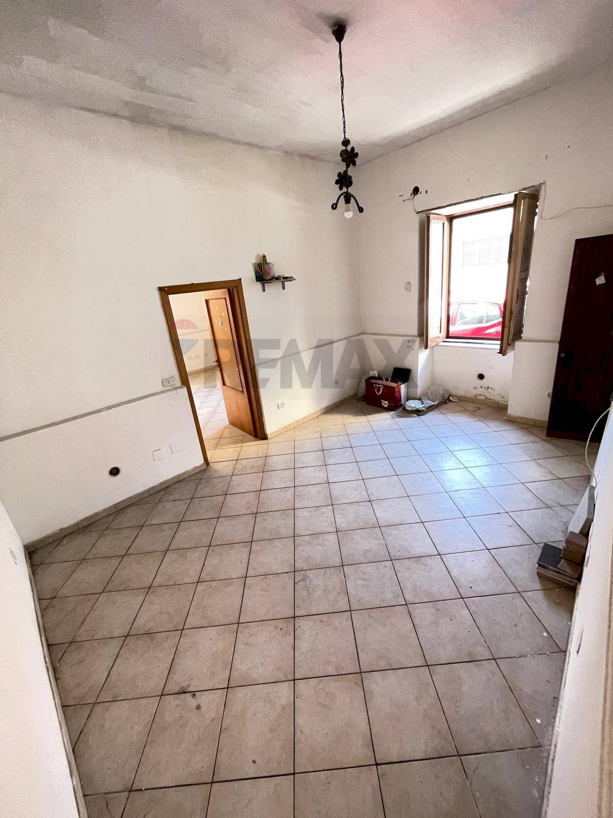 Stanza vuota - Trilocale Via Vezzosi
 
14, Catania - foto 3