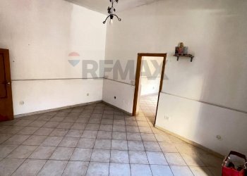 Stanza vuota - Trilocale Via Vezzosi
 
14, Catania - foto 4