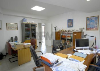 Ufficio - Appartamento Corso Italia
 
164, Acireale - foto 3