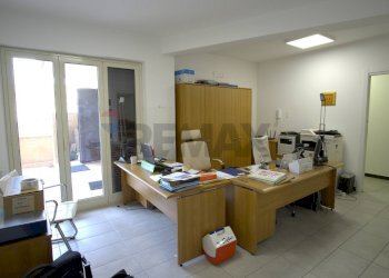 Ufficio - Appartamento Corso Italia
 
164, Acireale - foto 14