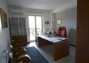 Ufficio - Appartamento Corso Italia
 
164, Acireale - foto 18