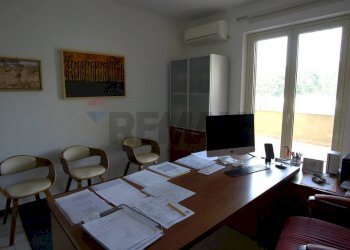 Ufficio - Appartamento Corso Italia
 
164, Acireale - foto 19