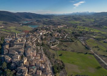 Vista delle montagne - Casa semi indipendente vicolo cocciari
 
25, Apiro - foto 15