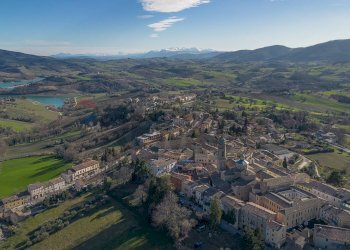 Vista delle montagne - Casa semi indipendente vicolo cocciari
 
25, Apiro - foto 16