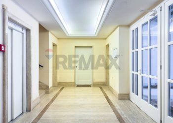 Ricezione / Lobby - Monolocale Via Sumirago
 
31, Roma - foto 10