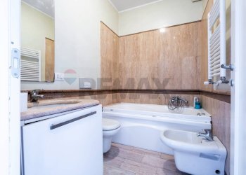 Bagno - Monolocale Via Sumirago
 
31, Roma - foto 15