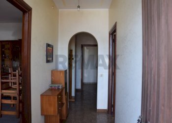 Hall / corridoio - Semi-detached house Viia Laurentina
 
114, Pomezia - photo 2
