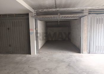 Parcheggio - Box Via Manzoni
 
17, Venaria Reale - foto 16