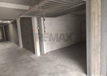 Parcheggio - Box Via Manzoni
 
17, Venaria Reale - foto 18