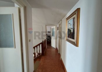 Hall / corridoio - Villa via delle ortensie
 
4, Pino Torinese - foto 21