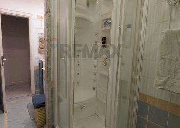 Bagno - Appartamento via consolare valeria
 
13, Giardini-Naxos - foto 7