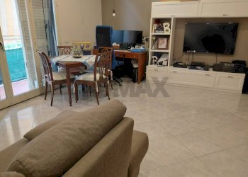 Sala da pranzo - Appartamento via consolare valeria
 
13, Giardini-Naxos - foto 10