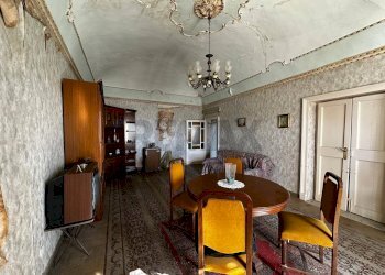 Sala da pranzo - Casa indipendente VIA DELLE GRAZIE
 
44, Vizzini - foto 4