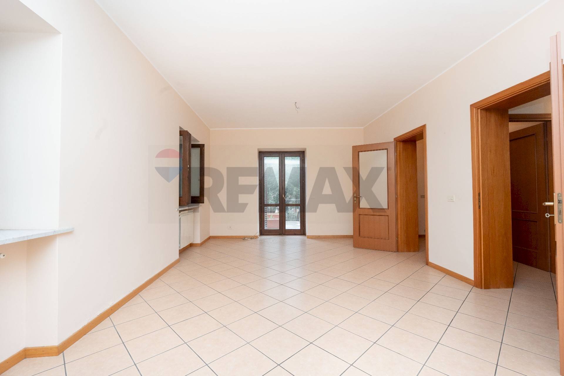 Stanza vuota - Casa semi indipendente Via cancelliere
 
58, Zafferana Etnea - foto 2