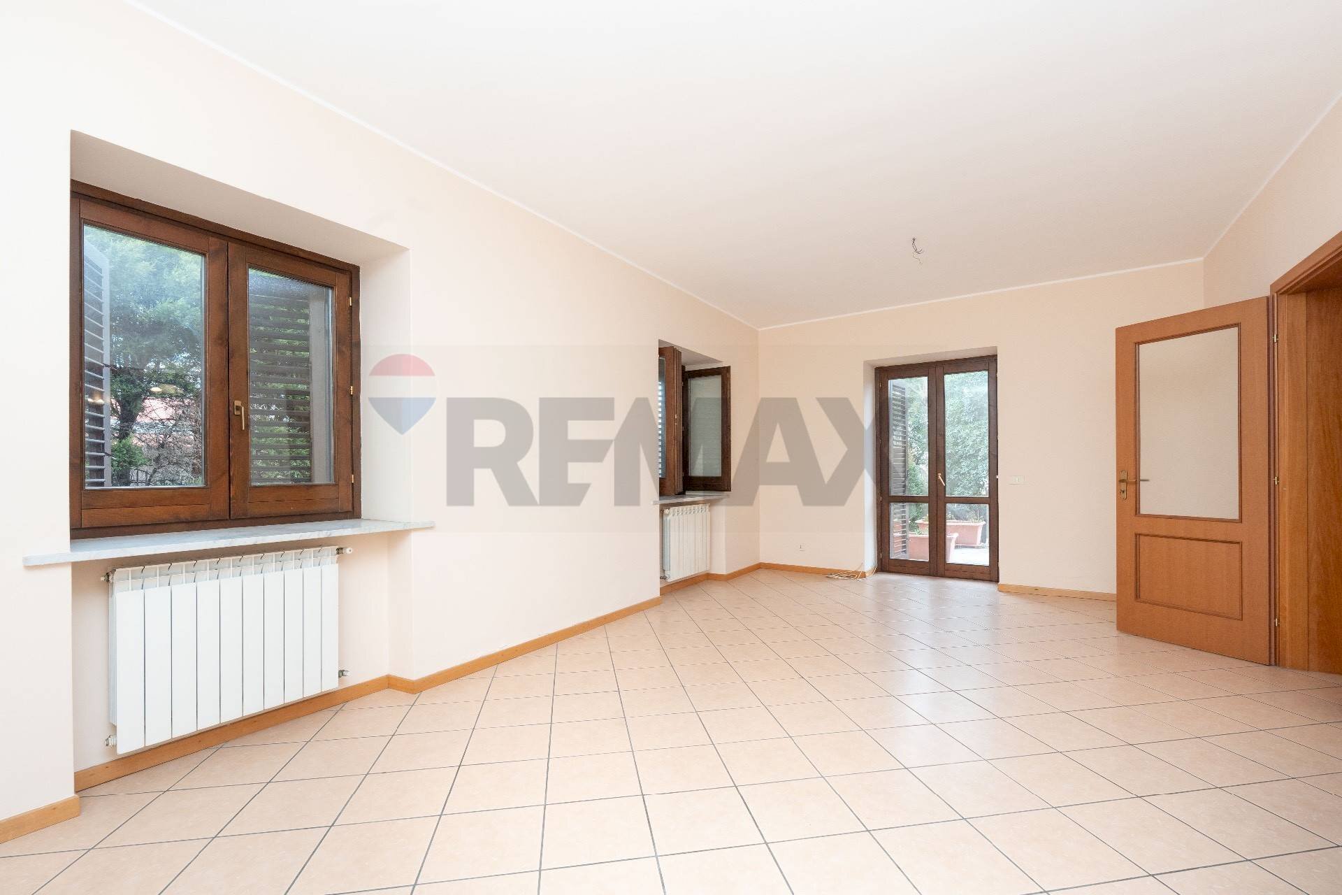 Stanza vuota - Casa semi indipendente Via cancelliere
 
58, Zafferana Etnea - foto 3