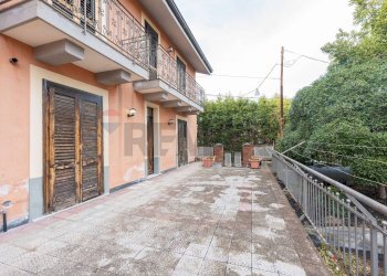 Terrazza - Casa semi indipendente Via cancelliere
 
58, Zafferana Etnea - foto 12