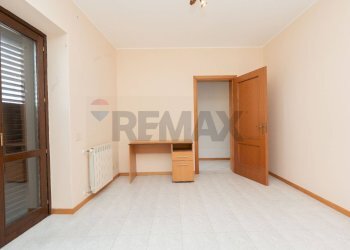 Stanza vuota - Casa semi indipendente Via cancelliere
 
58, Zafferana Etnea - foto 17