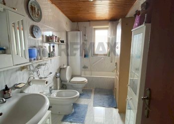 Bagno - Quadrilocale Via LLIRIA
 
5, Giardini-Naxos - foto 3