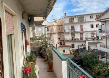 Balcone - Quadrilocale Via LLIRIA
 
5, Giardini-Naxos - foto 8