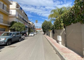 Edificio all\'aperto - Quadrilocale Via LLIRIA
 
5, Giardini-Naxos - foto 16