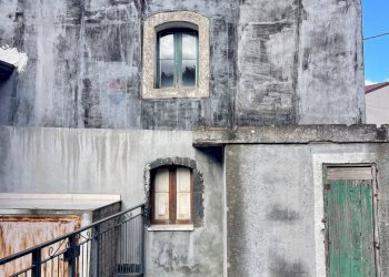 Casa all\'aperto - Casa indipendente Via Mongibello Nazionale
 
101, Castiglione di Sicilia - foto 2