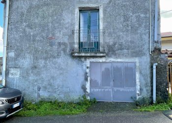 Casa all\'aperto - Casa indipendente Via Mongibello Nazionale
 
101, Castiglione di Sicilia - foto 6