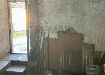 Scale - Casa indipendente Via Mongibello Nazionale
 
101, Castiglione di Sicilia - foto 8