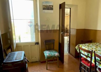 Sala da pranzo - Casa indipendente Via Mongibello Nazionale
 
101, Castiglione di Sicilia - foto 16