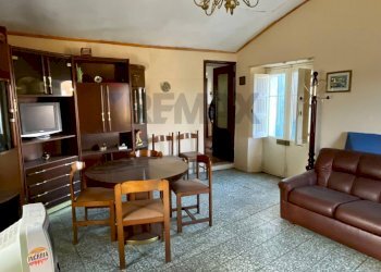 Soggiorno - Casa indipendente Via Mongibello Nazionale
 
101, Castiglione di Sicilia - foto 20