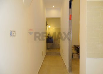 Hall / corridoio - Casa semi indipendente Via   Fortuna
 
26, Catania - foto 12