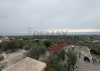 Edificio all\'aperto - Villa Via San Pasquale, Monte Sant'Angelo - foto 70