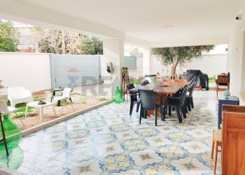 Terrazza - Villa Viale delle Palme
 
10, Manfredonia - foto 17